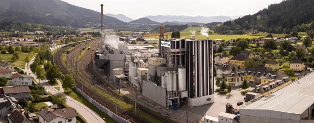 Fundermax in St. Veit/Glan Kärnten / Carithia AT EUPanorama-Fassade
